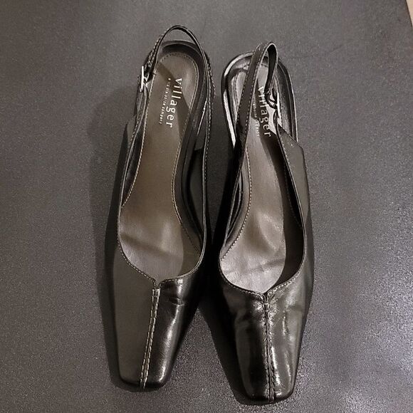 VILLAGER A LIZ CLAIBORNE COMPANY QUEBEC POINTED TOE SLIP-ON SLINGBACK SANDALS - Picture 1 of 16